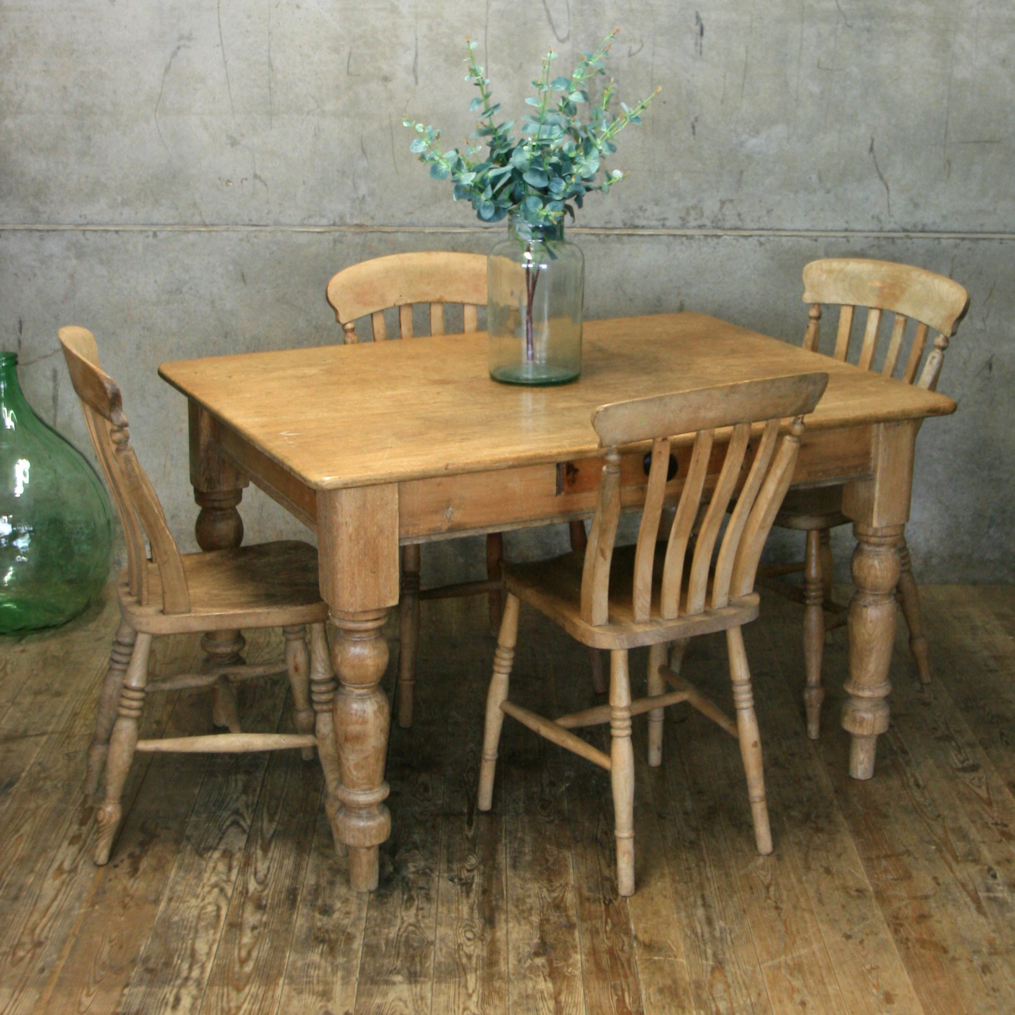  Vintage  Rustic Farm  Kitchen  Table  1502n Mustard Vintage 