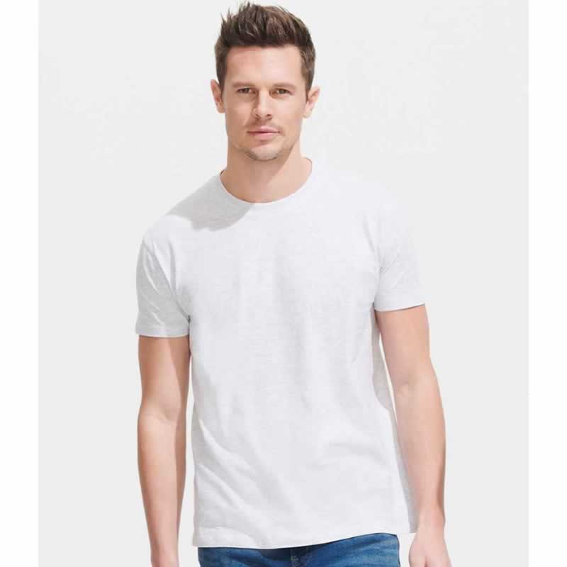 Example Of A Regular Fit T-Shirt