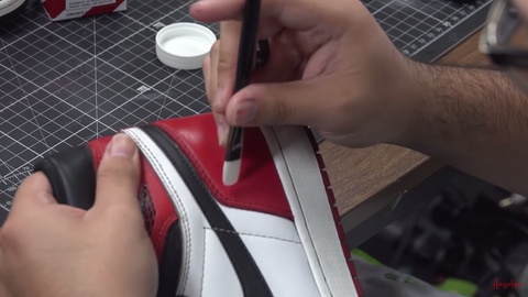 How to Repair Scuffs and Scratches, Jordan 1 Black Toe Restoration