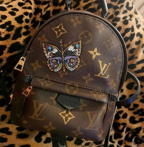 WHAT'S IN MY BAG?! LOUIS VUITTON MONOGRAM V TOTE - MINI REVIEW +