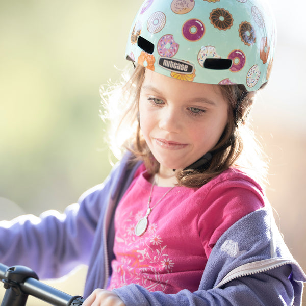 nutcase donut helmet