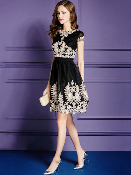 Embroidery O-Neck Short Sleeve A-Line Dress