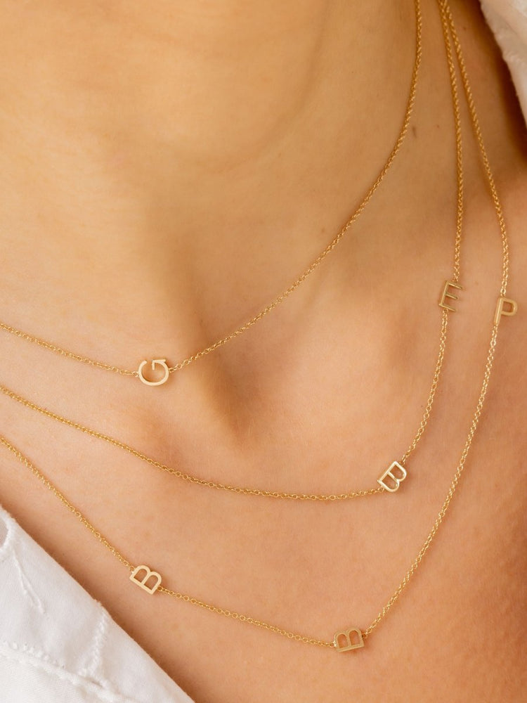 Gold Bubble Initial Letter Necklace with Floral Details | by Oomiay –  Oomiay Jewelry