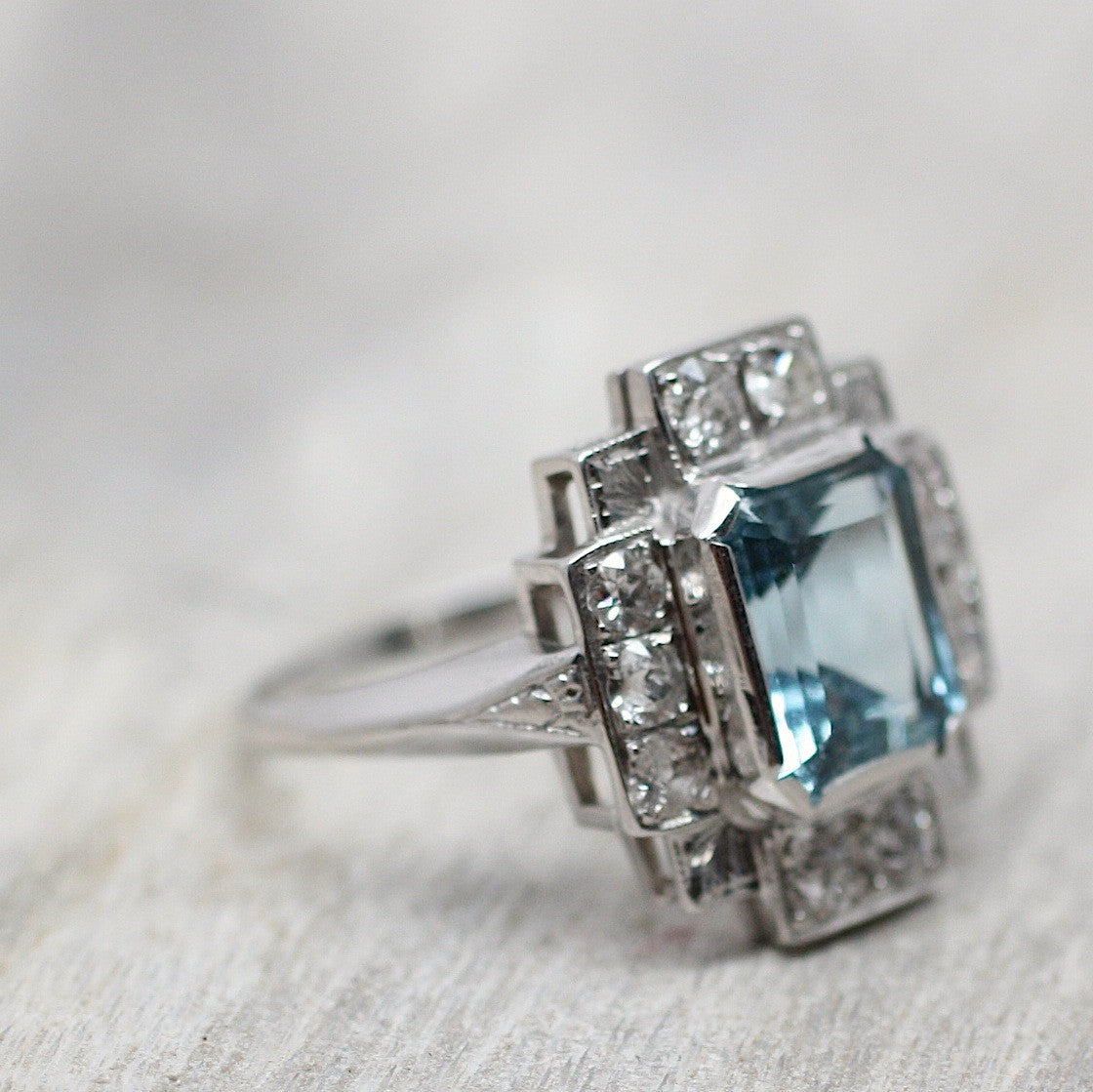 Art Deco 18K Aquamarine Ring – Pippin Vintage Jewelry