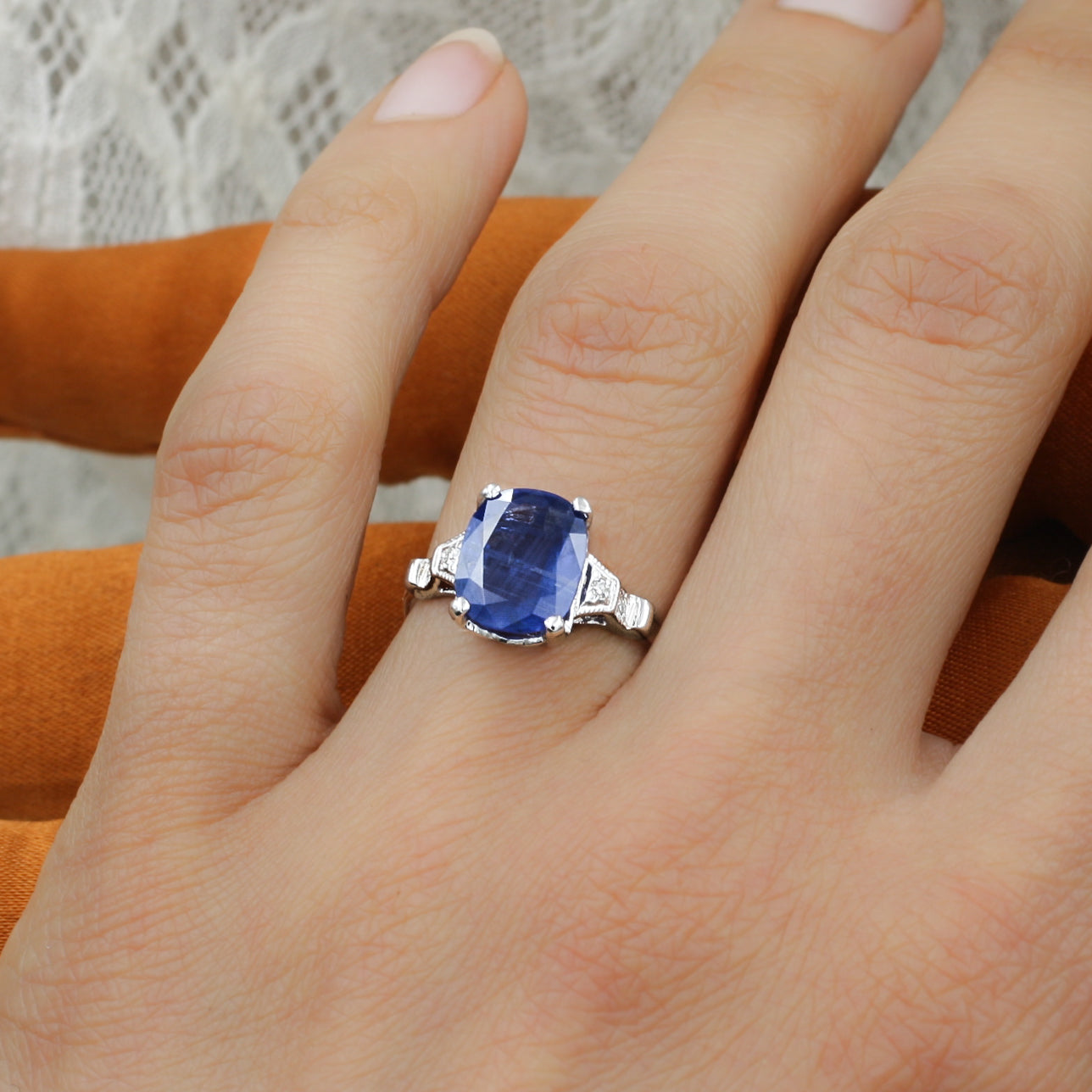 3.57 Carat Untreated Ceylon Sapphire Ring – Pippin Vintage Jewelry