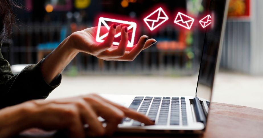 Por qué Gmail y otros correos electrónicos no son realmente gratuitos?