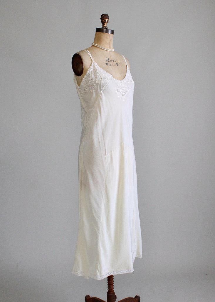 Vintage 1930s Tulane Crepe Gartiere Slip | Raleigh Vintage