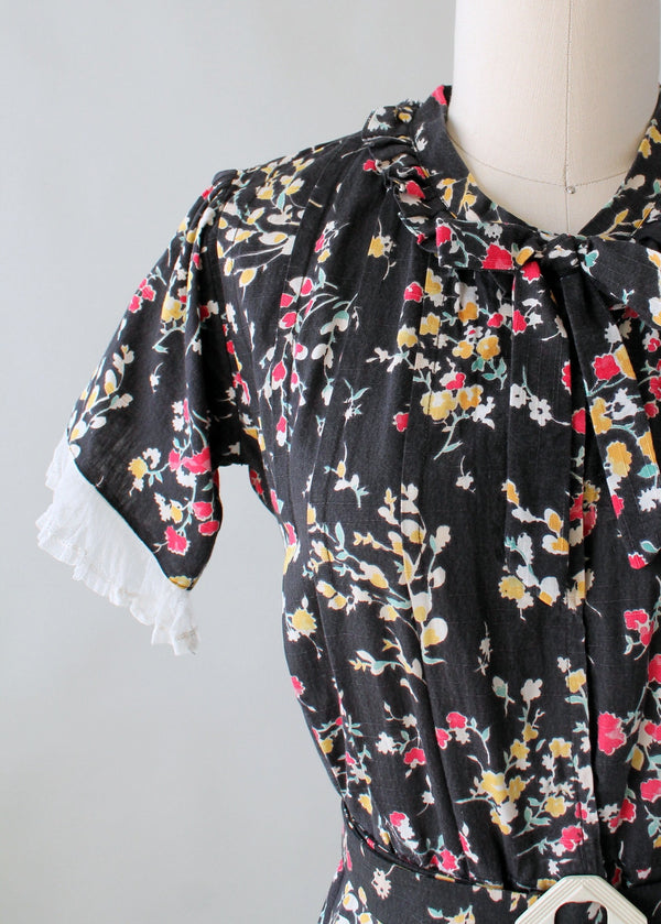 Vintage 1930s Dark Garden Floral Cotton Day Dress - Raleigh Vintage