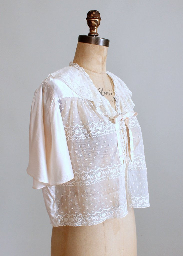 Vintage 1930s Silk and Lace Bed Jacket - Raleigh Vintage
