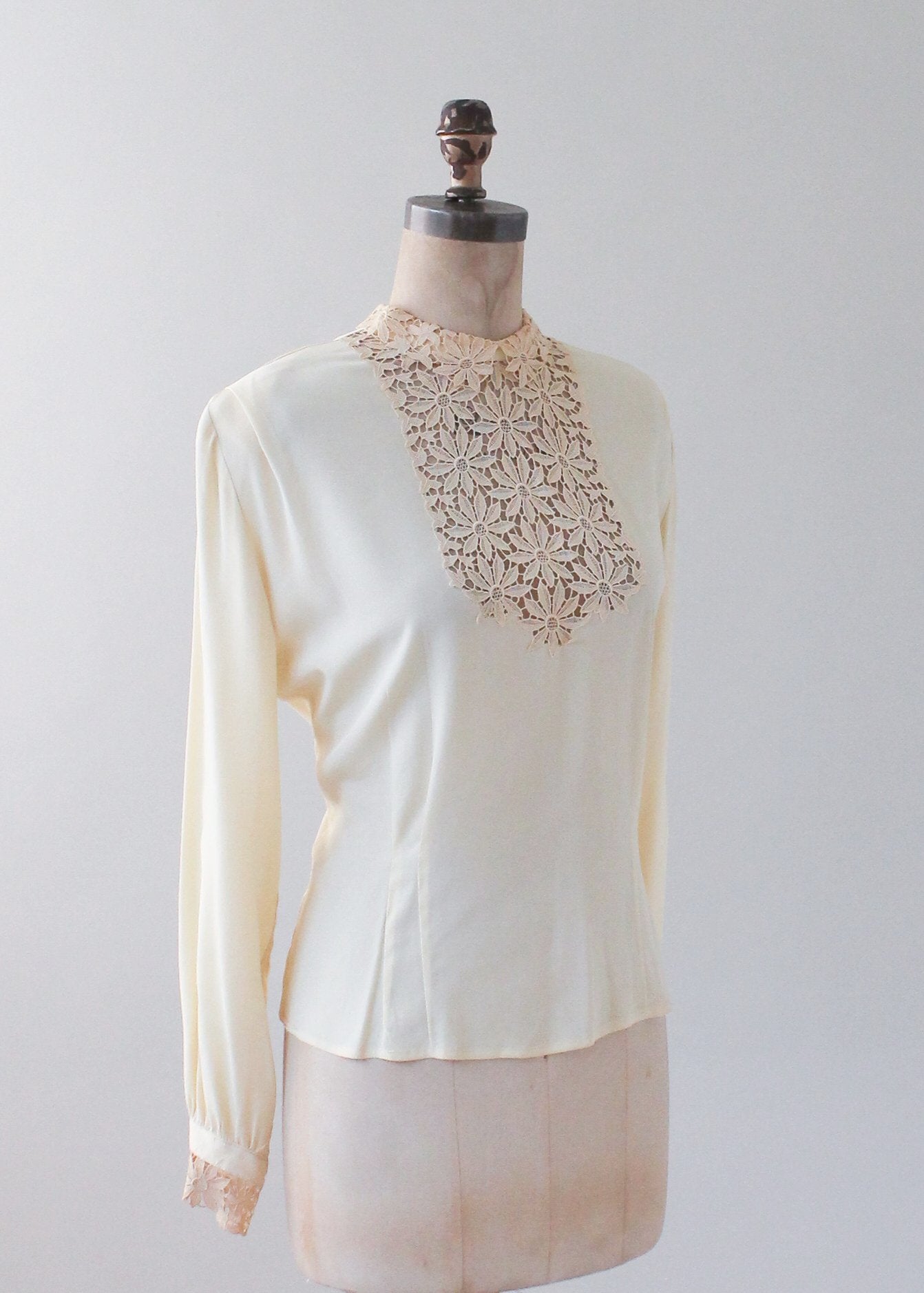 Vintage 1940s Ivory Silk and Lace Blouse - Raleigh Vintage