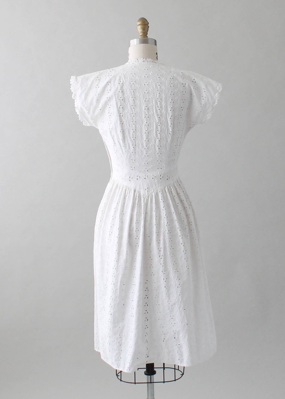 Vintage 1940s White Eyelet Day Dress - Raleigh Vintage