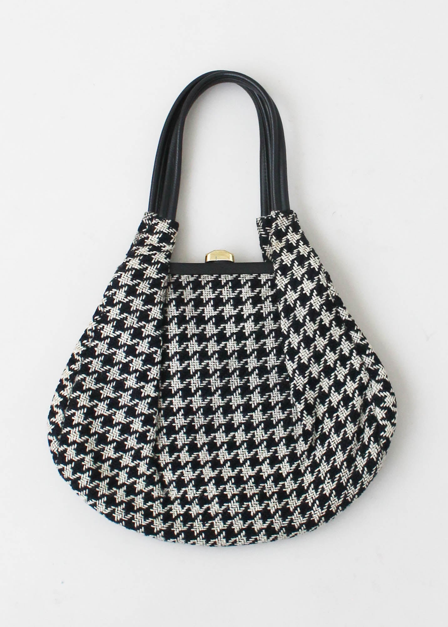 1960s Houndstooth Wool Purse 1600x ?v=1571266670