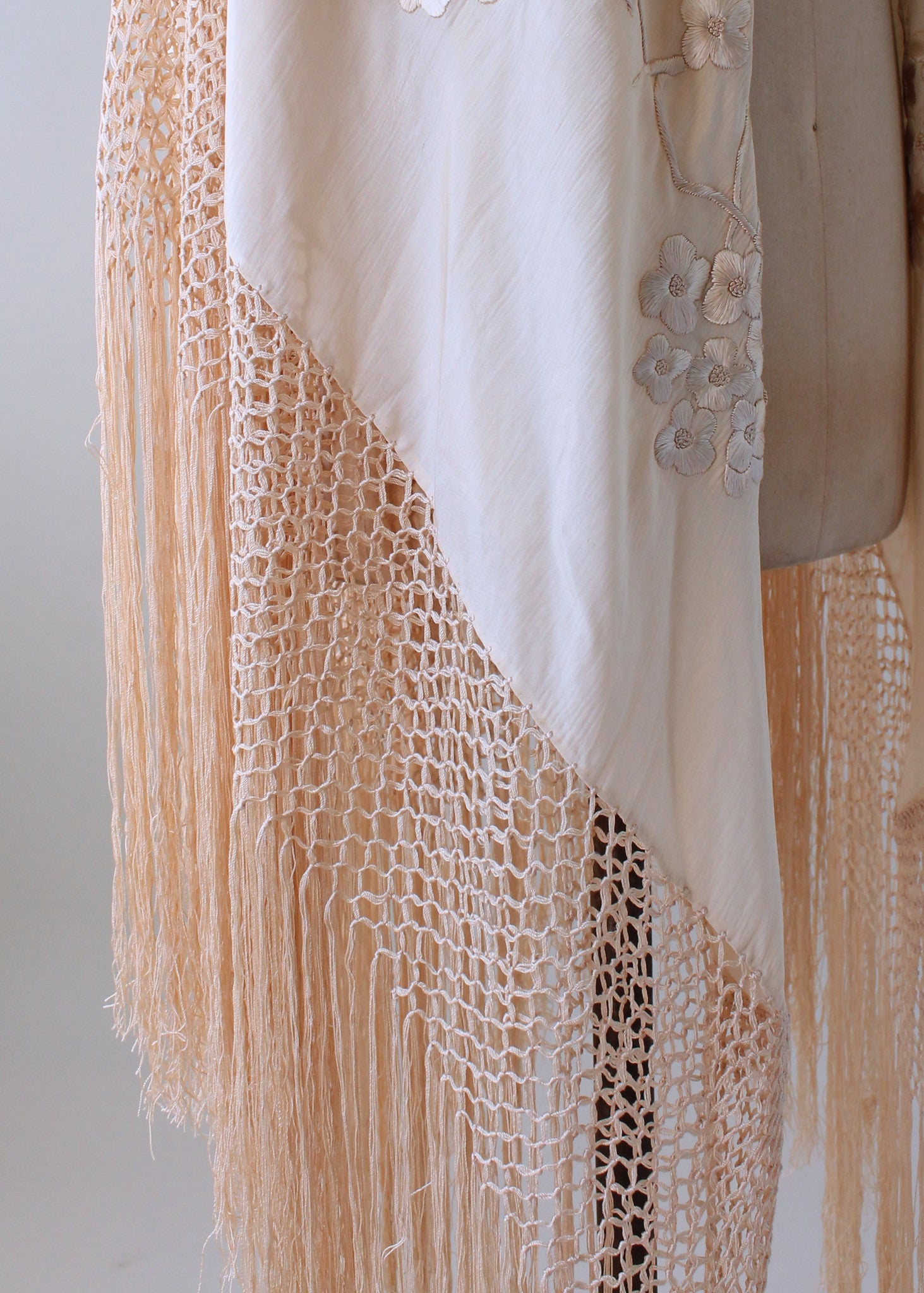 Vintage 1920s Embroidered Ivory Silk Shawl with Fringe - Raleigh Vintage