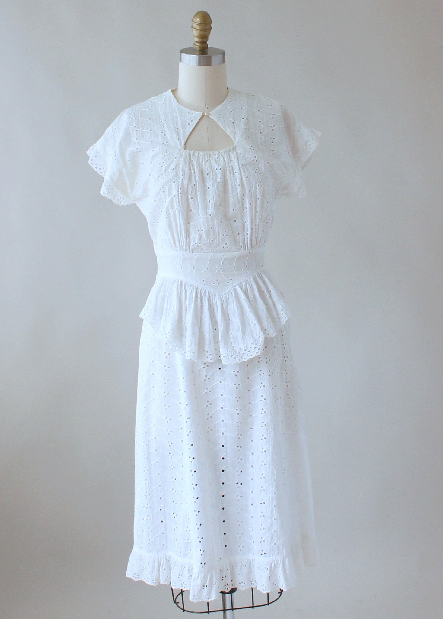 Vintage 1940s White Eyelet Summer Dress - Raleigh Vintage