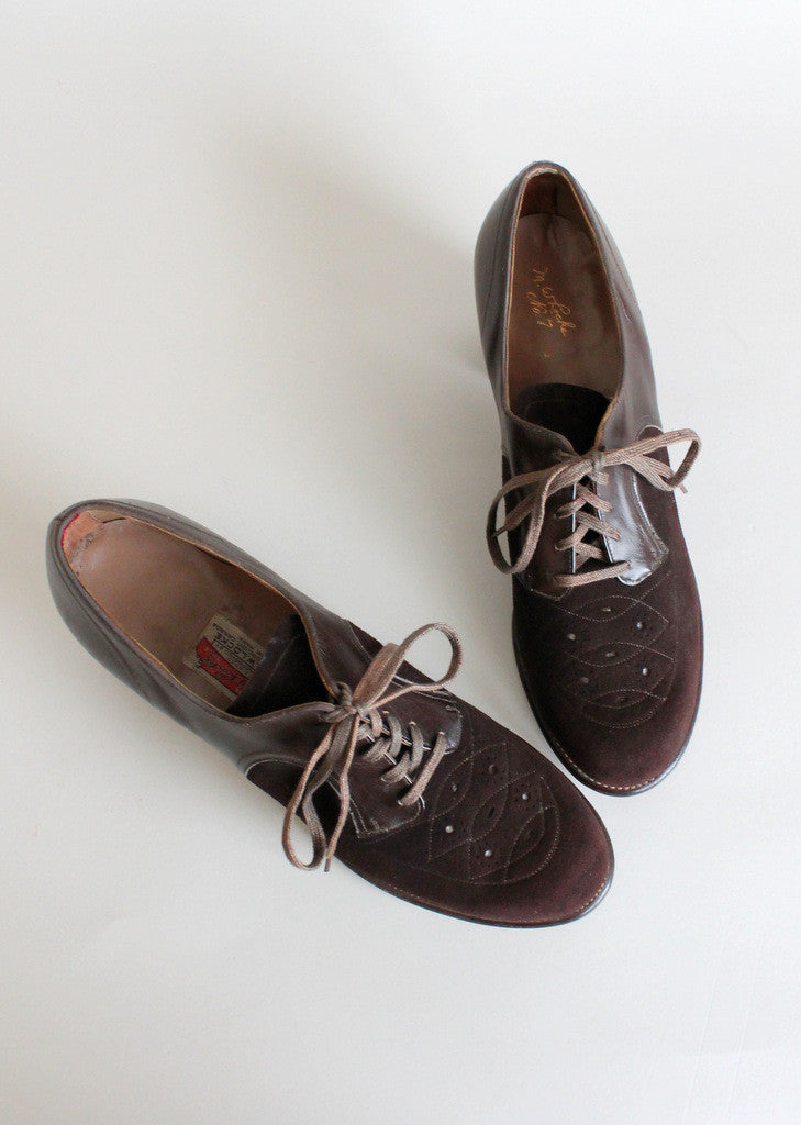 Vintage 1940s Brown Suede Lace Up Oxfords Size 7 - Raleigh Vintage