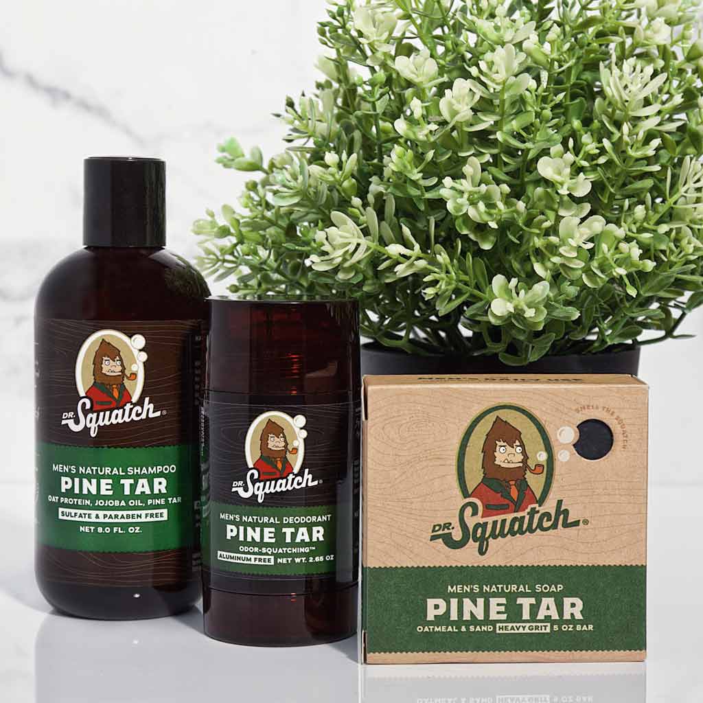 https://cdn.shopify.com/s/files/1/0229/1626/8110/products/Dr.Squatch-Pine-Tar-Mosturizing-Natural-Shampoo-Sulfate-_-Paraben-Free-for-The-Kings-of-Styling-2_1024x1024.jpg?v=1648599604
