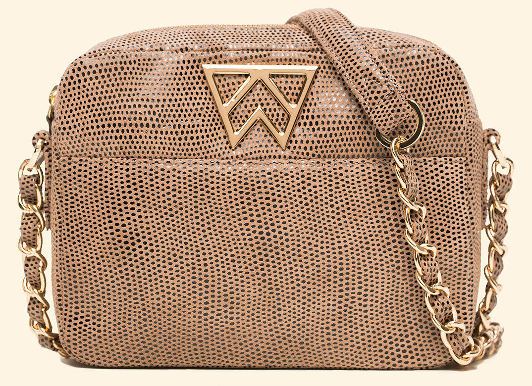 kelly wynne handbags