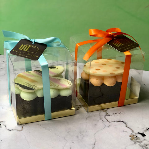 Dello Mano Easter gift boxes of Easter bunny brownie and Easter egg brownie