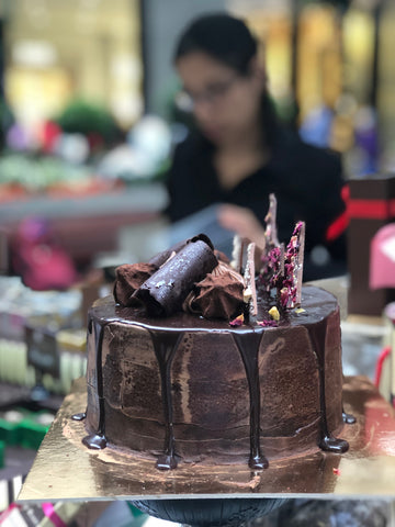 Shop Brisbane City Cakes by Dello Mano