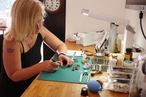SMITHS ENGLISH WATCH SERVICING RESTORATION AND REPAIRS – smithswatches