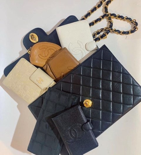 Shop second hand Chanel wallets | Étoile Luxury Vintage – tagged ...