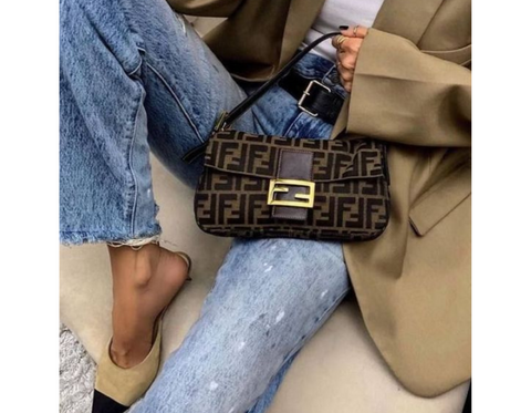 etoile luxury vintage chanel flap bag τα απαραίτητα για τα Χριστούγεννα 2023 Άμστερνταμ