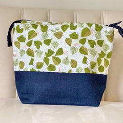 DIY Craft and Knitting Bag ORGANIZER + Free Pattern - The Crafting Nook