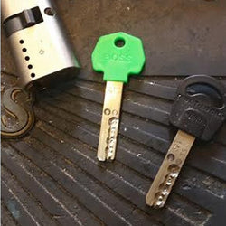 ISEO (R6 range) Dimple Bump Key - For Dimple Lock Picking