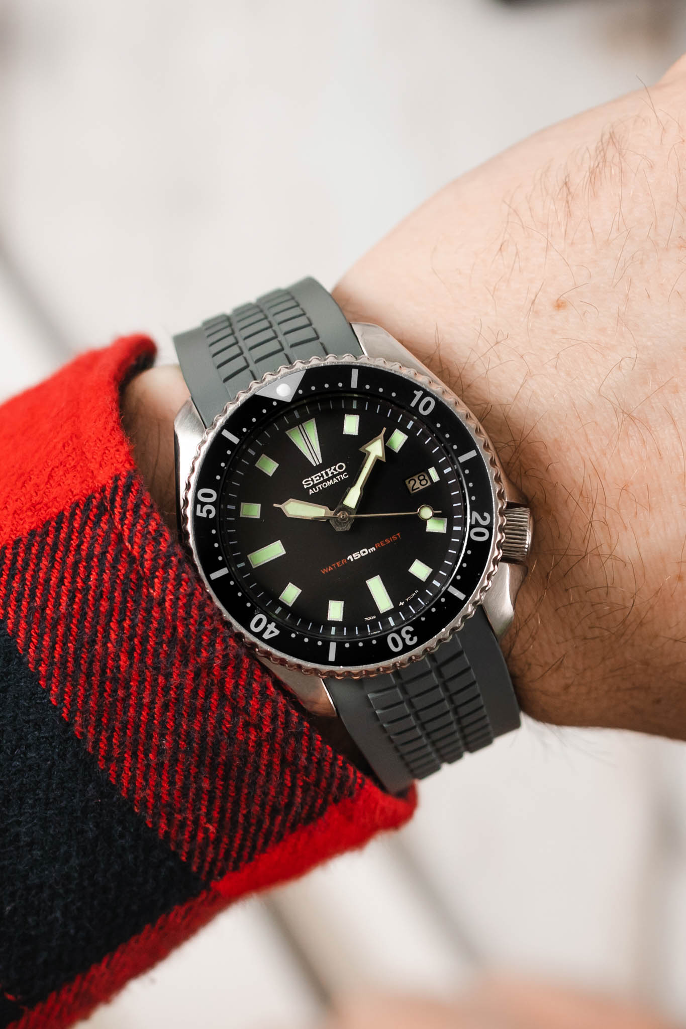 Grey Rubber Strap for Seiko SKX | Order Here | WatchObsession