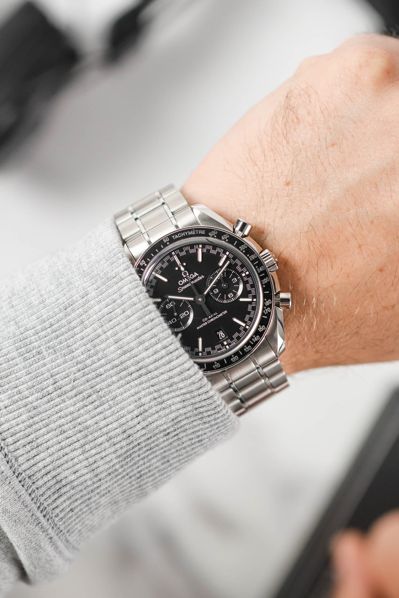 omega speedmaster racing lug width