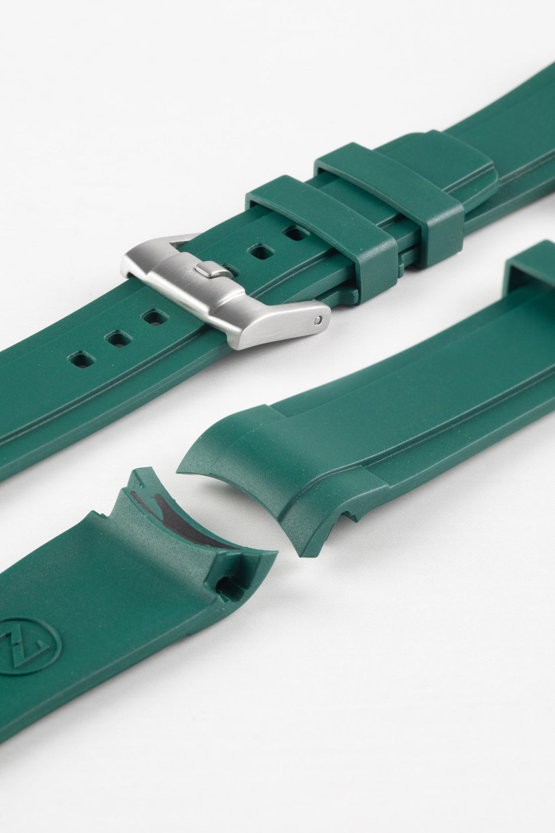 ZEALANDE Curved-End Rubber Watch Strap in GREEN | WatchObsession