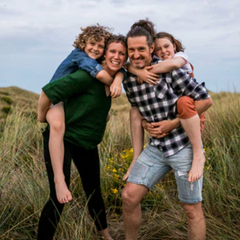 Liv and her husband Jase, and two children