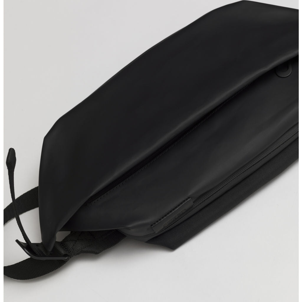 Cote & Ciel Isarau Small Sport Obsidian Sling Bag | Black – Sportique