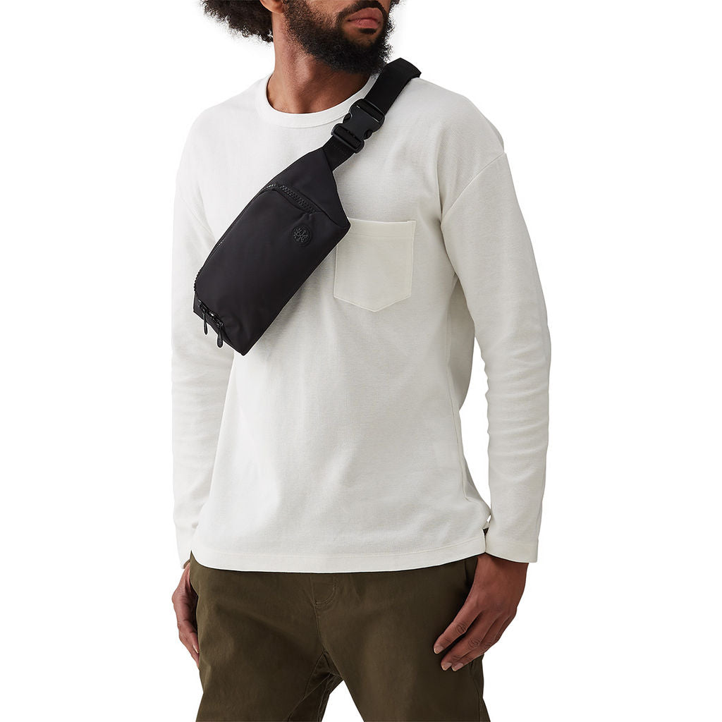 Crumpler Clam Chowder Fanny Pack in Black - Sportique