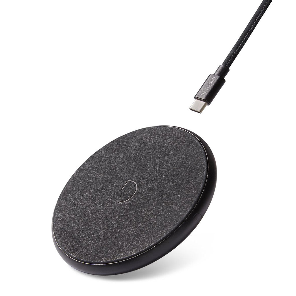 Decoded Fastpad Qi Wireless Charger Leather Sportique