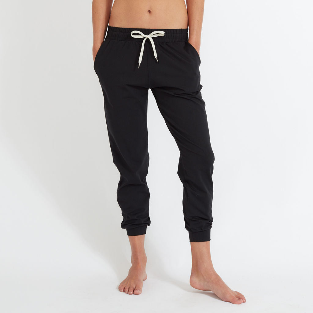 Vuori Women's Performance Jogger Black Sportique