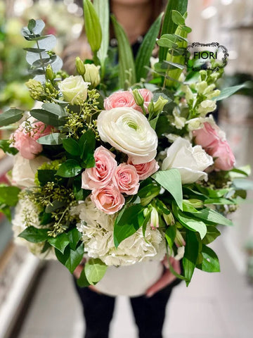 Monet Garden Luxury Size Flower Arrangement for Valentine's Day