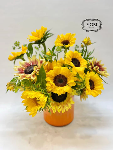 van gogh sunflower arrangement in vase