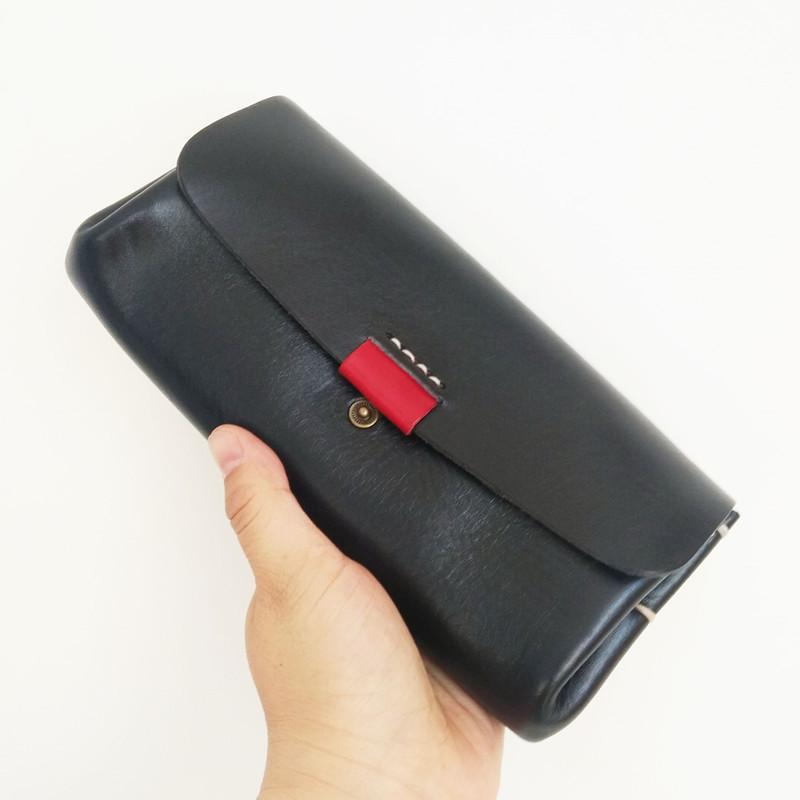 black long wallet