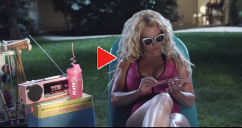 MateFit  - Pretty Girls - Britney Spears & Iggy Azalea  MateFIt Pink Shaker Bottle