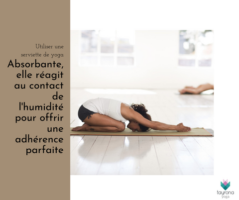 utiliser une serviette de yoga