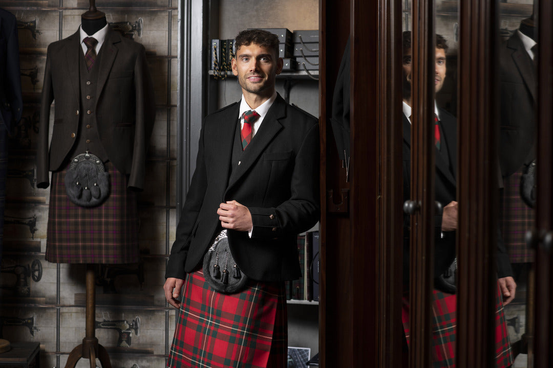 Man in an Argyll kilt outfit