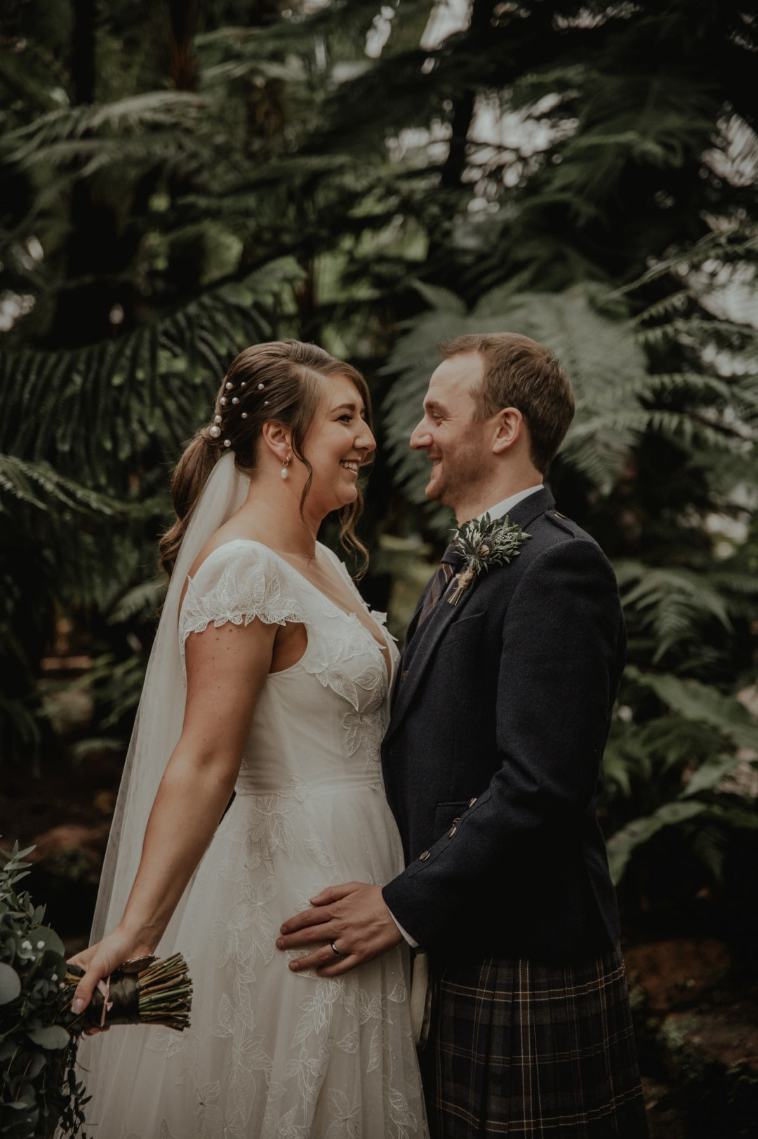 Bride and groom at Scottish wedding