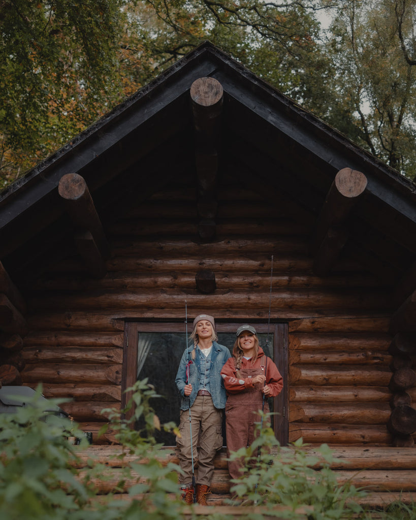 Lucy & Marie in front of the cabin