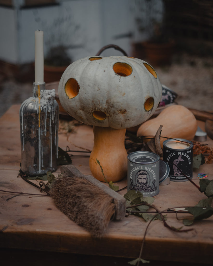 How to make toadstool & mushroom pumpkins for Halloween