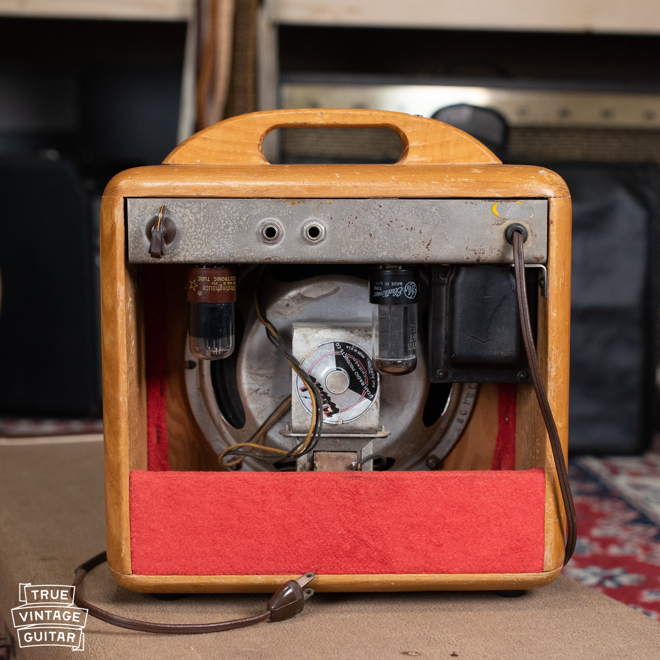 Vintage Fender woody amp Princeton