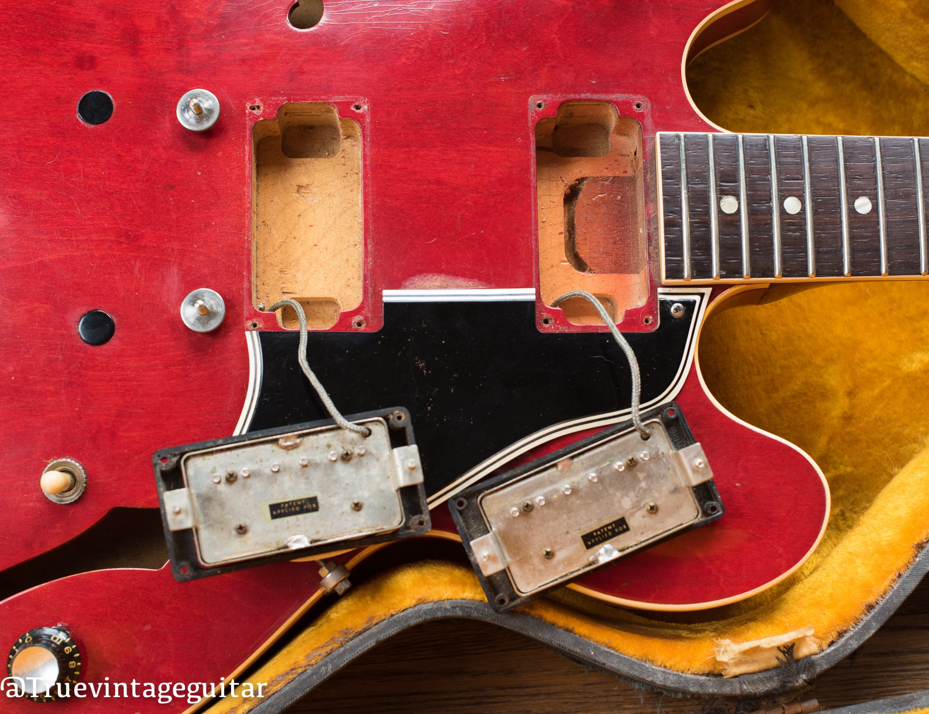 Vintage Gibson ES-335 solid Maple center block