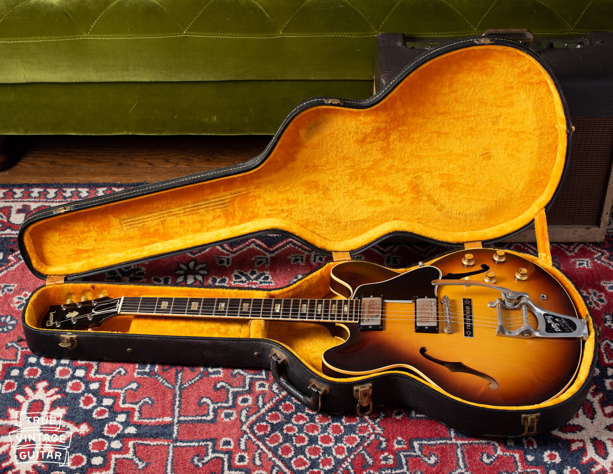 1964 Gibson ES-335 with Sunburst finish, Bigsby tailpiece, in original case