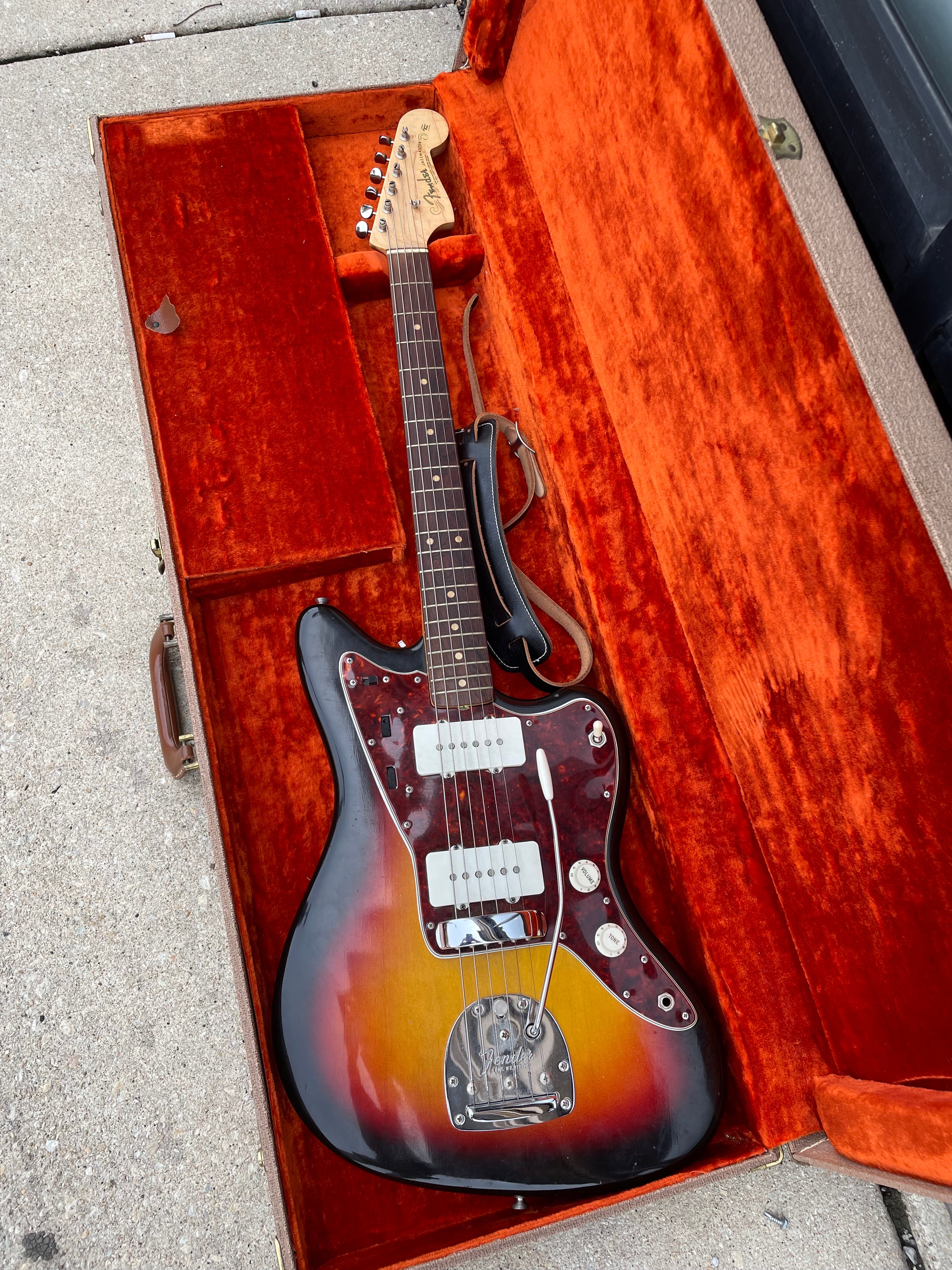 Fender Jazzmaster 1963 vintage guitar buyer