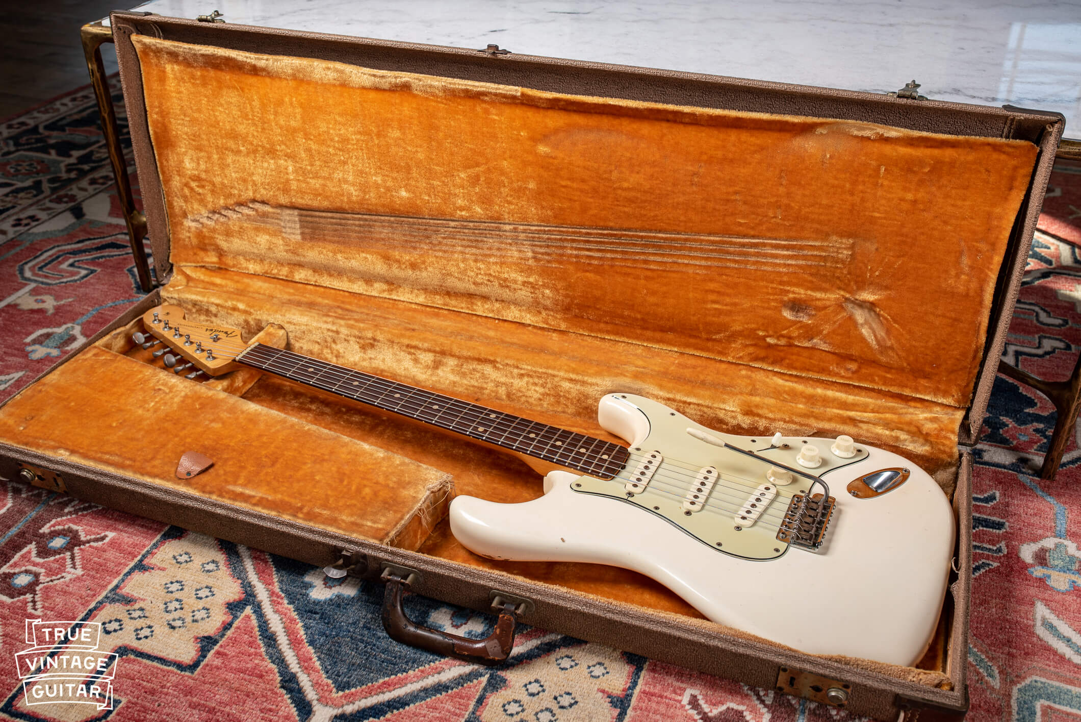 1961 Fender Stratocaster White in original case with orange lining